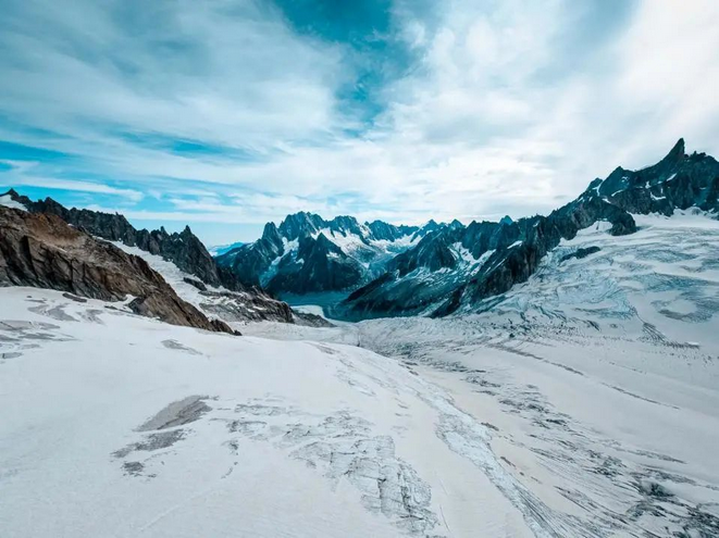 冬季气温低，拍照时遇到镜头起雾怎么办？ 